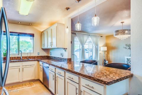 6012 E Sylvane St, Tucson, AZ 85711 photo 15
