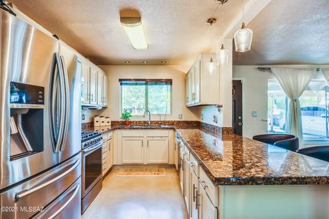 6012 E Sylvane St, Tucson, AZ 85711 photo 13
