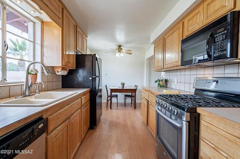 4821 E Hampton St, Tucson, AZ 85712 photo 4