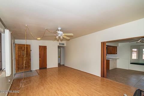 1237 E Blacklidge Dr, Tucson, AZ 85719 photo 5