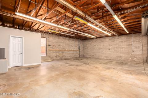 802 E Silver St, Tucson, AZ 85719 photo 40