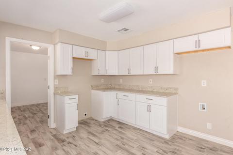 802 E Silver St, Tucson, AZ 85719 photo 11