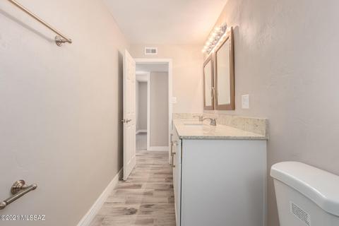 802 E Silver St, Tucson, AZ 85719 photo 22