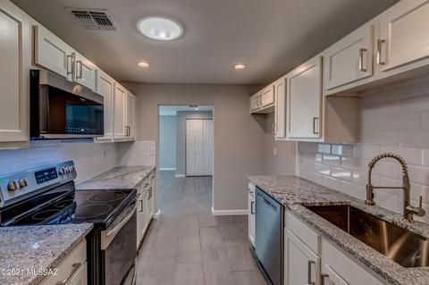 1131 E Spring St, Tucson, AZ 85719 photo 7