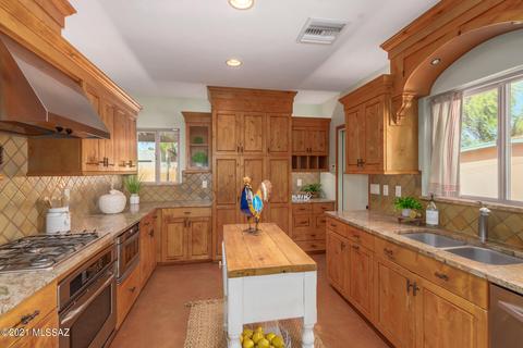 2825 E Devon St, Tucson, AZ 85716 photo 9