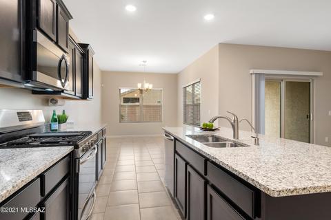 12159 E Becker Dr, Vail, AZ 85641 photo 6