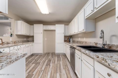 4042 E 3rd St, Tucson, AZ 85711 photo 11