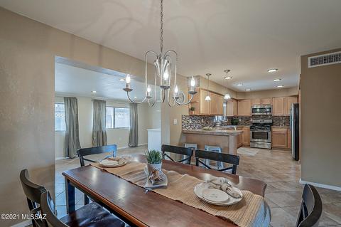 7052 E 3rd St, Tucson, AZ 85710 photo 7