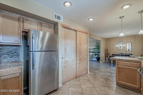7052 E 3rd St, Tucson, AZ 85710 photo 11