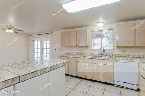 7254 E Freestone Dr, Tucson, AZ 85730 photo 4