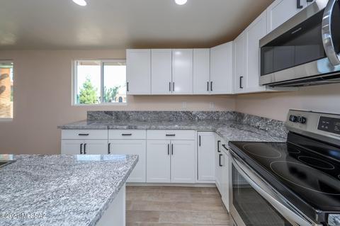 7554 E 33rd St, Tucson, AZ 85710 photo 4