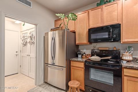 10564 E Marchetti Loop, Tucson, AZ 85747 photo 12