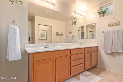 10564 E Marchetti Loop, Tucson, AZ 85747 photo 17