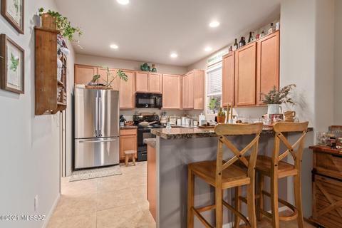10564 E Marchetti Loop, Tucson, AZ 85747 photo 9