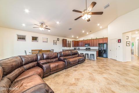8298 E Magee Hill Loop, Tucson, AZ 85710 photo 12
