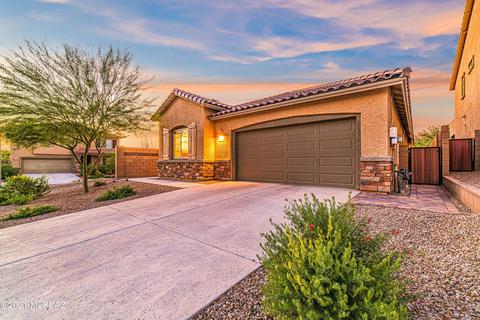 8298 E Magee Hill Loop, Tucson, AZ 85710 photo 2