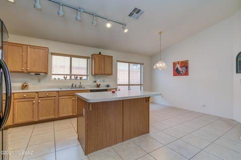 60813 E Silky Mane Dr, Tucson, AZ 85739 photo 11