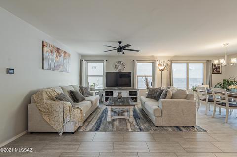 7541 E Kinnison Wash Loop, Tucson, AZ 85730 photo 3