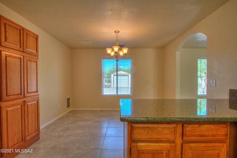 4836 E Wagon Train Rd, Tucson, AZ 85739 photo 8