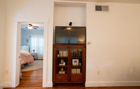 2202 E 1st St, Tucson, AZ 85719 photo 9