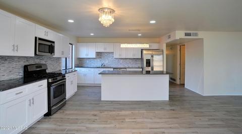 8133 E 4th Pl, Tucson, AZ 85710 photo 8