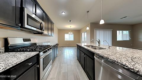 8865 E Abrams Loop, Tucson, AZ 85710 photo 7