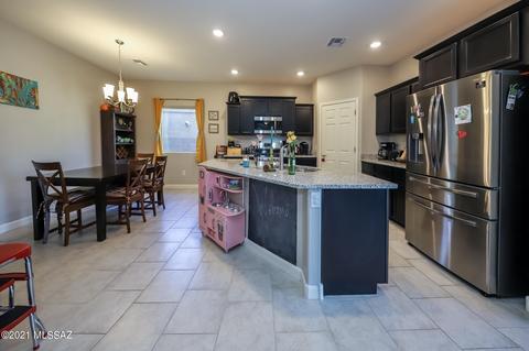 12135 E Becker Dr, Vail, AZ 85641 photo 6