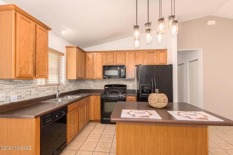 6372 E Garden Stone Dr, Tucson, AZ 85756 photo 12