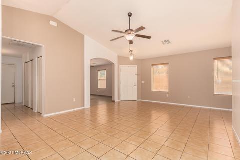 6372 E Garden Stone Dr, Tucson, AZ 85756 photo 4