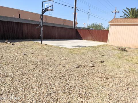 7926 E Beverly St, Tucson, AZ 85710 photo 26