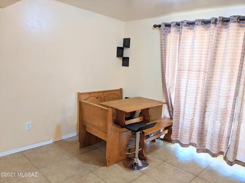 7926 E Beverly St, Tucson, AZ 85710 photo 10