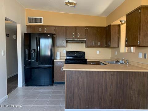 616 E Apache Cir, Benson, AZ 85602 photo 10