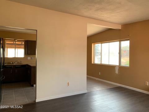 616 E Apache Cir, Benson, AZ 85602 photo 5