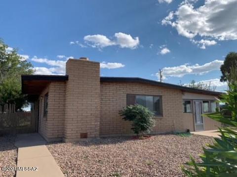 616 E Apache Cir, Benson, AZ 85602 photo 2