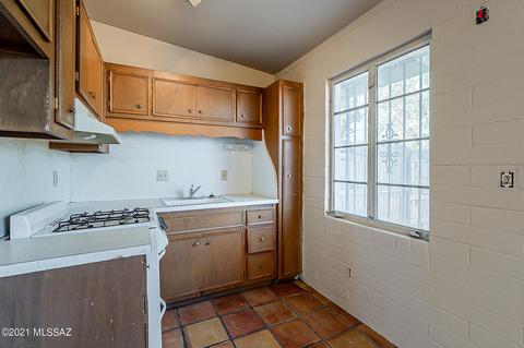 1044 E Spring St N, Tucson, AZ 85719 photo 27
