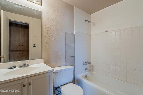 1044 E Spring St N, Tucson, AZ 85719 photo 25