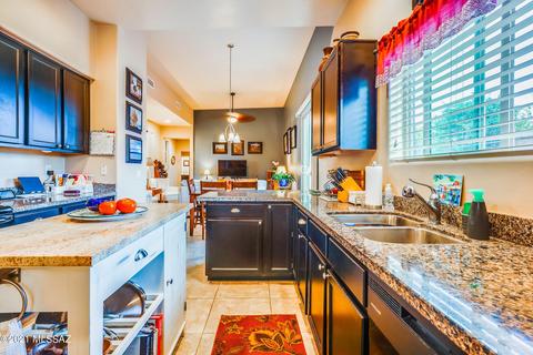 10584 E Marchetti Loop, Tucson, AZ 85747 photo 15