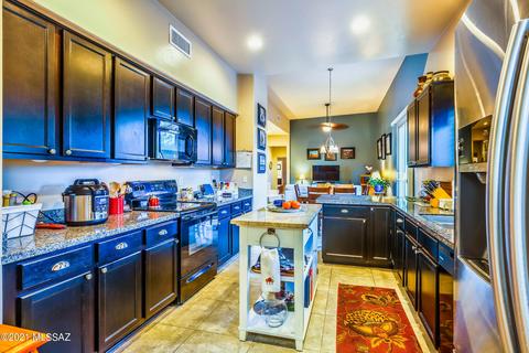 10584 E Marchetti Loop, Tucson, AZ 85747 photo 13