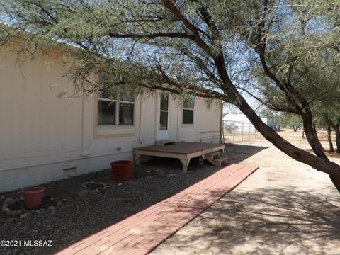 1071 E Sonora Verde Dr, Benson, AZ 85602 photo 1