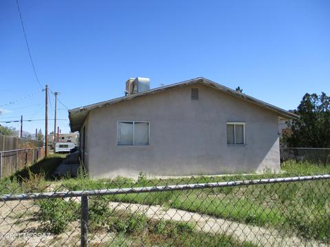 343 S Bowie Ave, Willcox, AZ 85643 photo 2