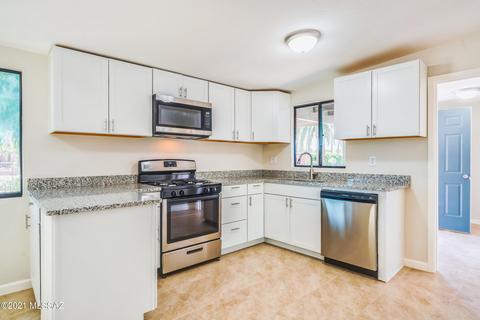 7209 E Sylvane Dr, Tucson, AZ 85710 photo 9