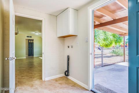 7209 E Sylvane Dr, Tucson, AZ 85710 photo 14
