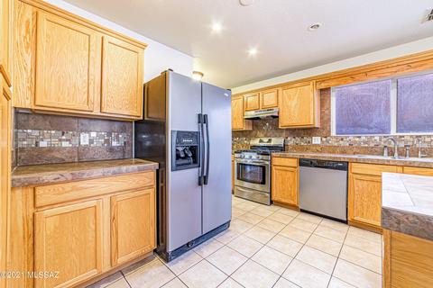 8496 E Va Cortina De Madera, Tucson, AZ 85747 photo 15