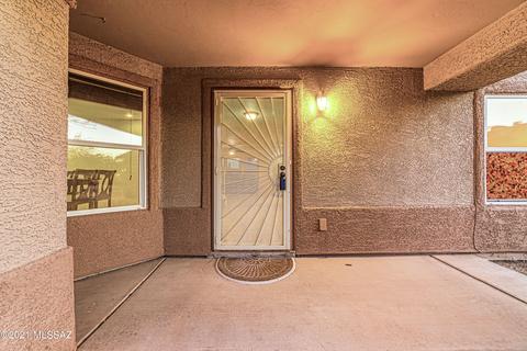 8496 E Va Cortina De Madera, Tucson, AZ 85747 photo 5