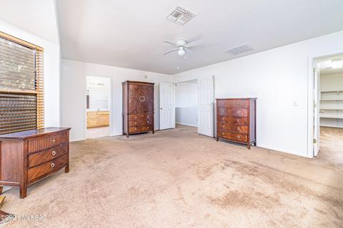 8496 E Va Cortina De Madera, Tucson, AZ 85747 photo 32