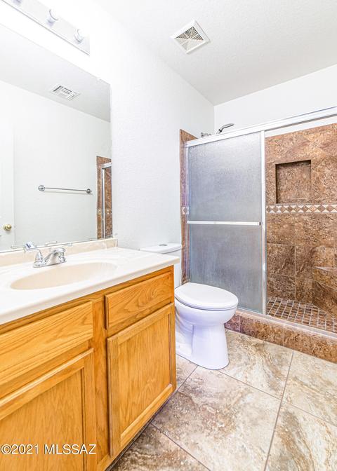 8496 E Va Cortina De Madera, Tucson, AZ 85747 photo 29