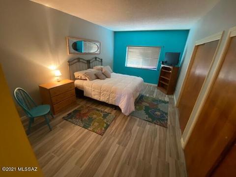 8569 E Pine Valley Dr, Tucson, AZ 85710 photo 5