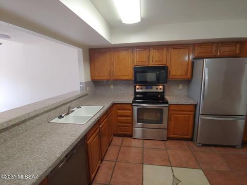7858 E 3rd St, Tucson, AZ 85710 photo 7