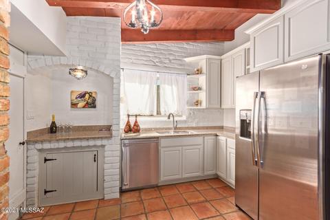 1301 E Lind Rd, Tucson, AZ 85719 photo 9