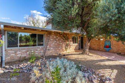 1301 E Lind Rd, Tucson, AZ 85719 photo 1